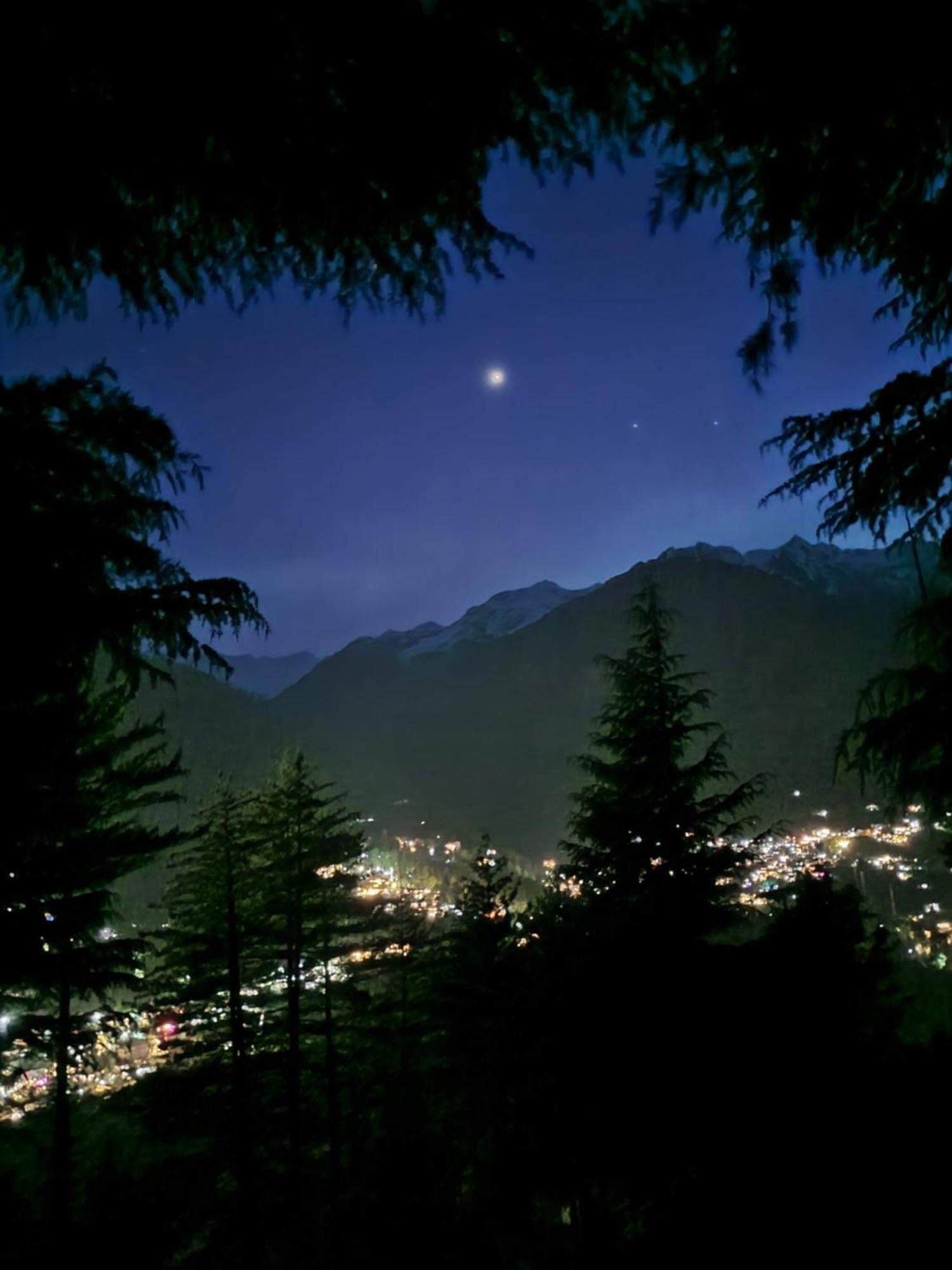 Hostel The Homstel Manali Zewnętrze zdjęcie